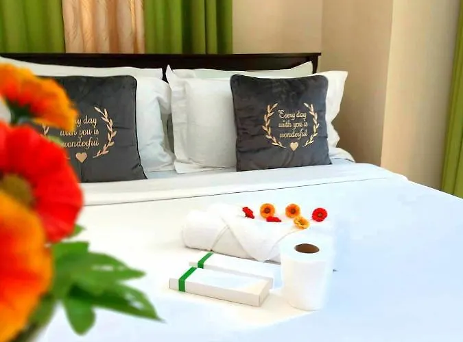 아파트 The Palm Tree Condotel Airport