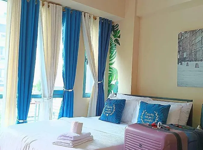 The Palm Tree Condotel Airport 아파트