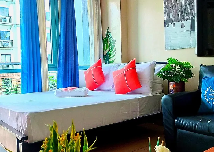 The Palm Tree Condotel Airport 아파트